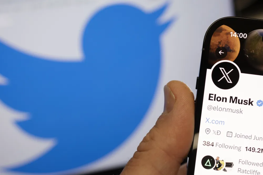 Twitter upgrades two-factor authentication, further enhancing account security.